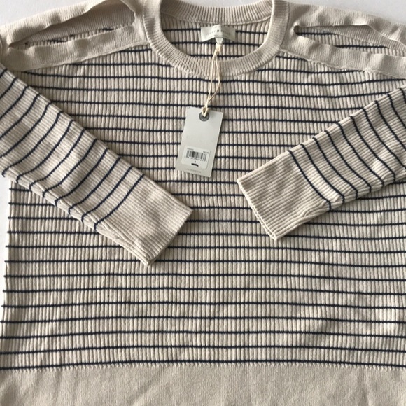 Lucky Brand Sweaters - NWT Lucky Brand cold shoulder